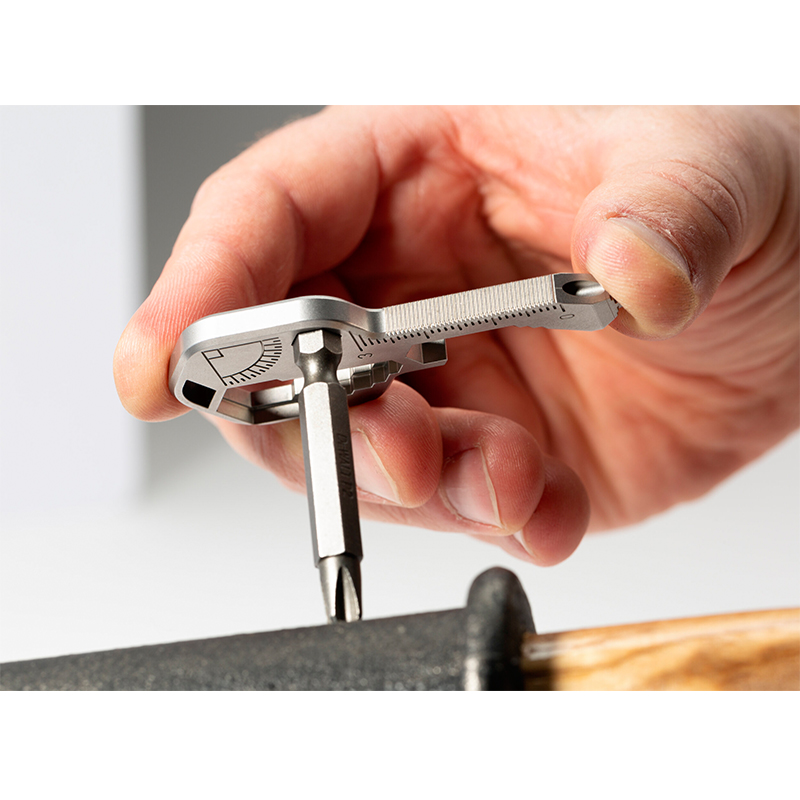 EDC24 in 1 Multifunction key t - Power Key Tools 评论和价格
